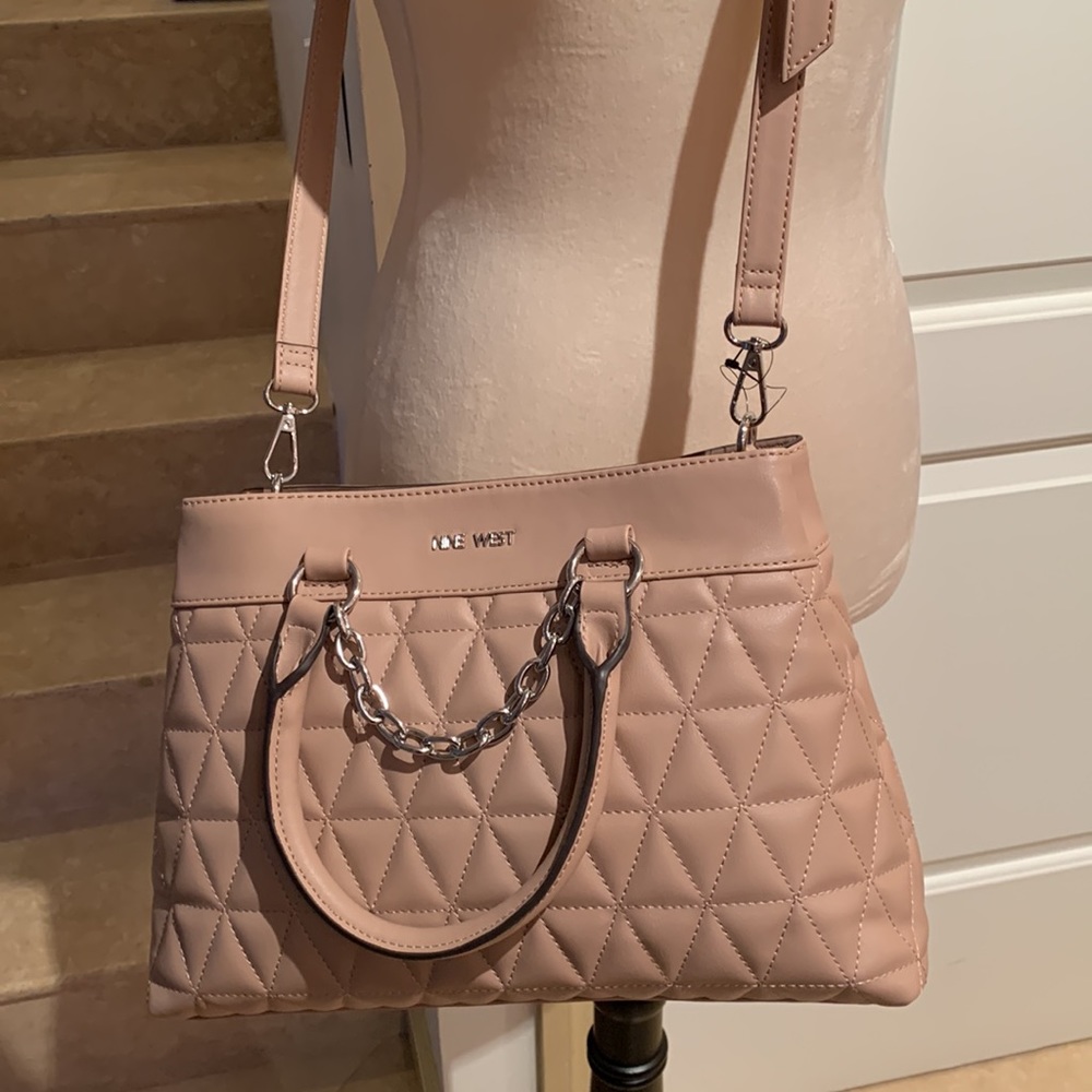 NINE WEST. NWOT. Brand new bag. Judilee Satchel. Blushing color. Quilted. - Picture 2 of 6
